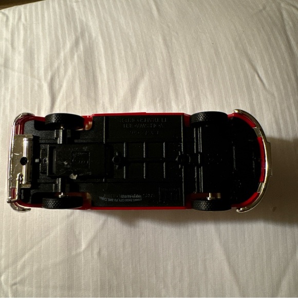 RMZ City Volkswagen T1 Transporter 1/32 Scale Die Cast Pull Back Racer - Picture 8 of 8